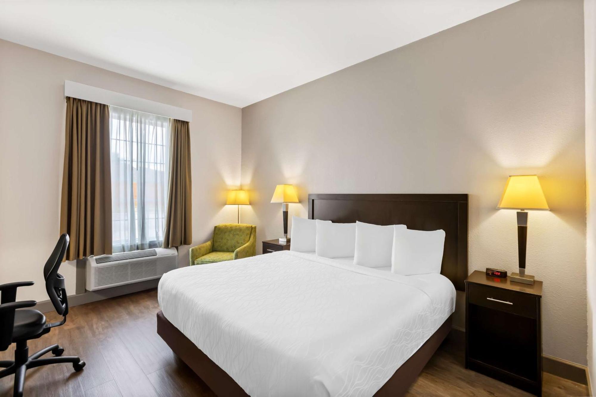 Sonesta Essential La Porte Extérieur photo